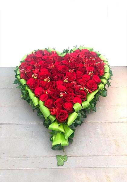 Beställ blommor till begravning i Lomma