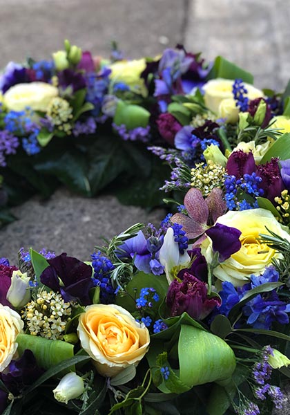 Beställ blommor till begravning i Lomma