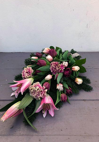 Beställ blommor till begravning i Lomma