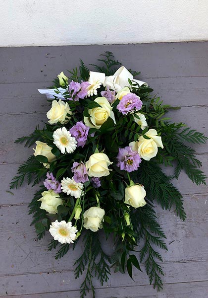 Beställ blommor till begravning i Lomma