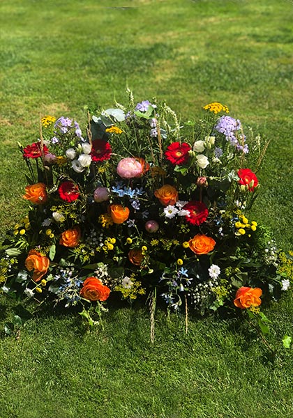 Beställ blommor till begravning i Lomma